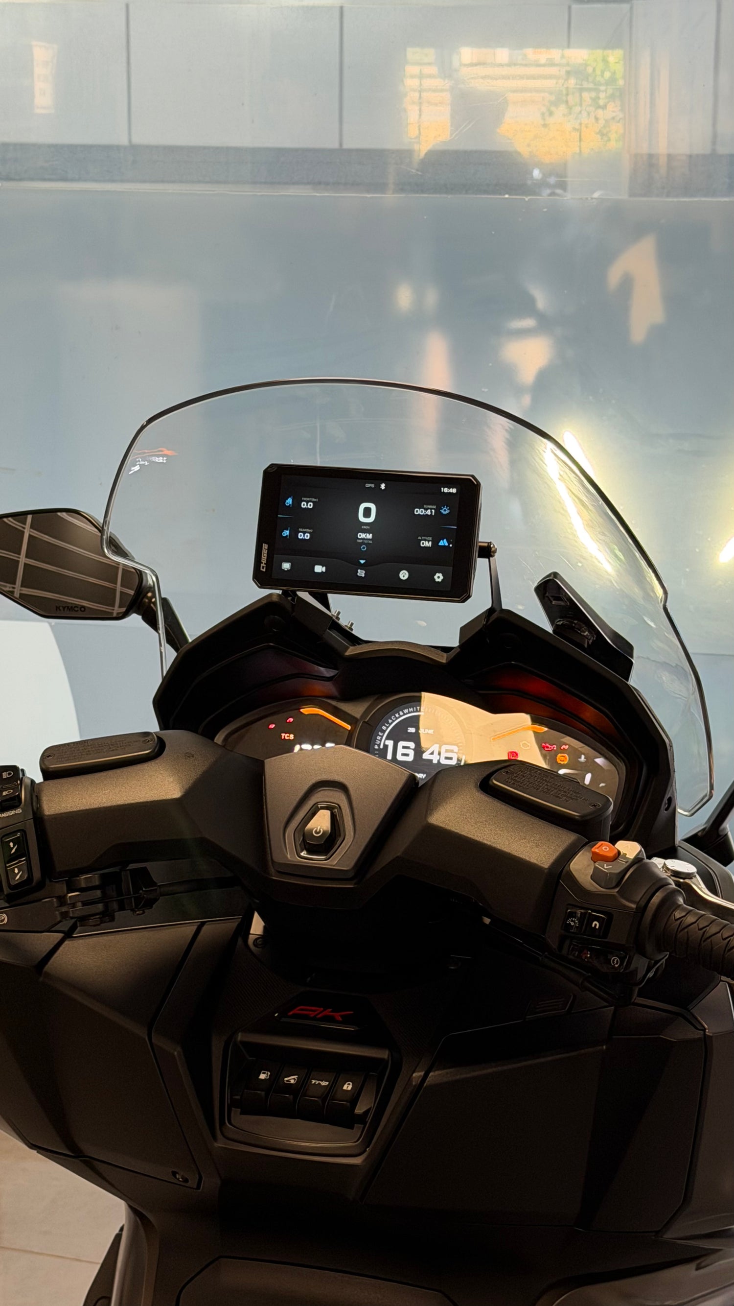 KYMCO AK 550 Navigasyon Barı